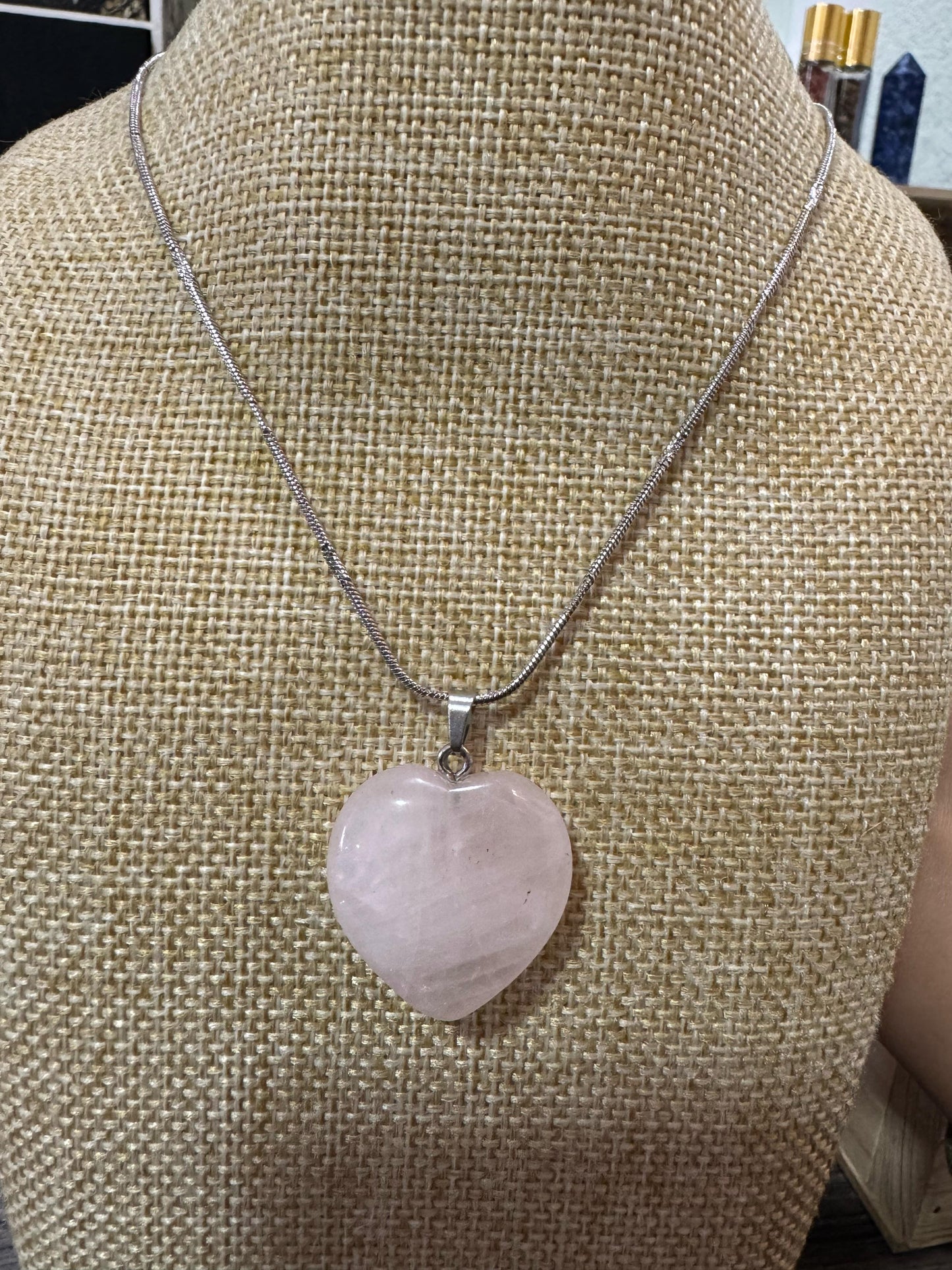 Dije con cadena Corazón Cuarzo Rosa