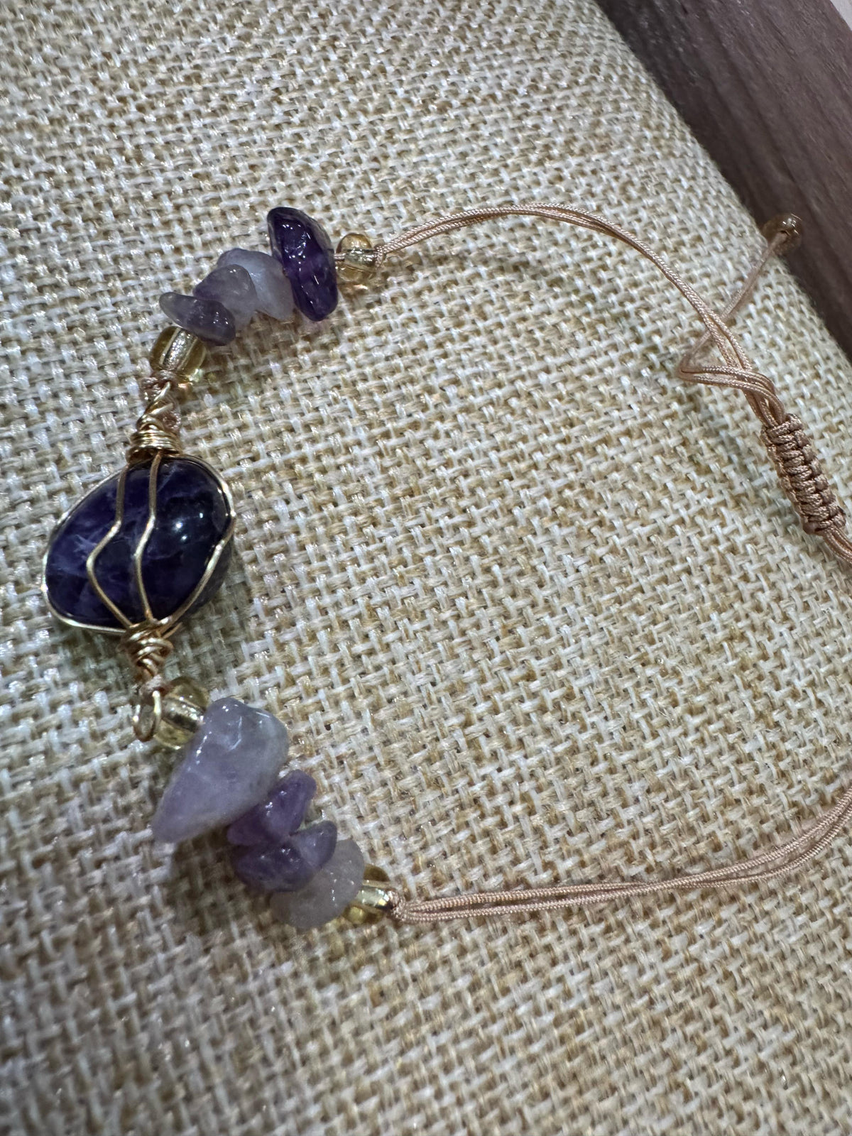 Pulsera de Cuarzo Amatista Engarzada