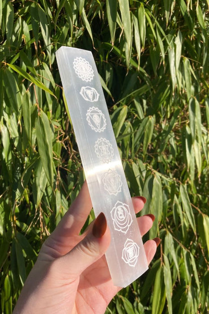 Barra de Selenita 7 Chakras para limpieza de Cuarzos