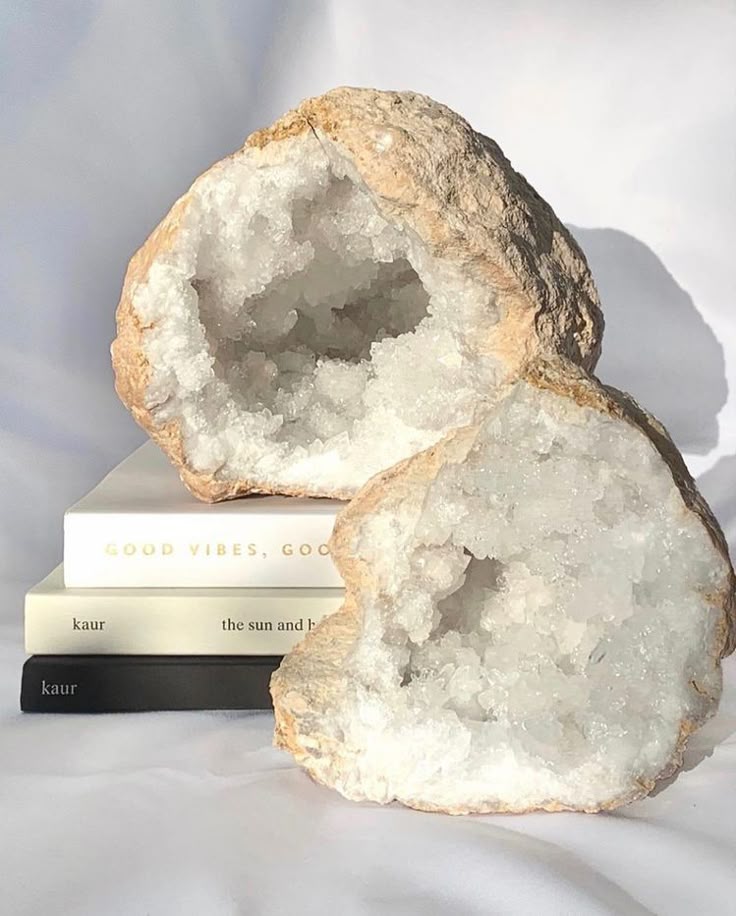 Geoda de Cuarzo Blanco